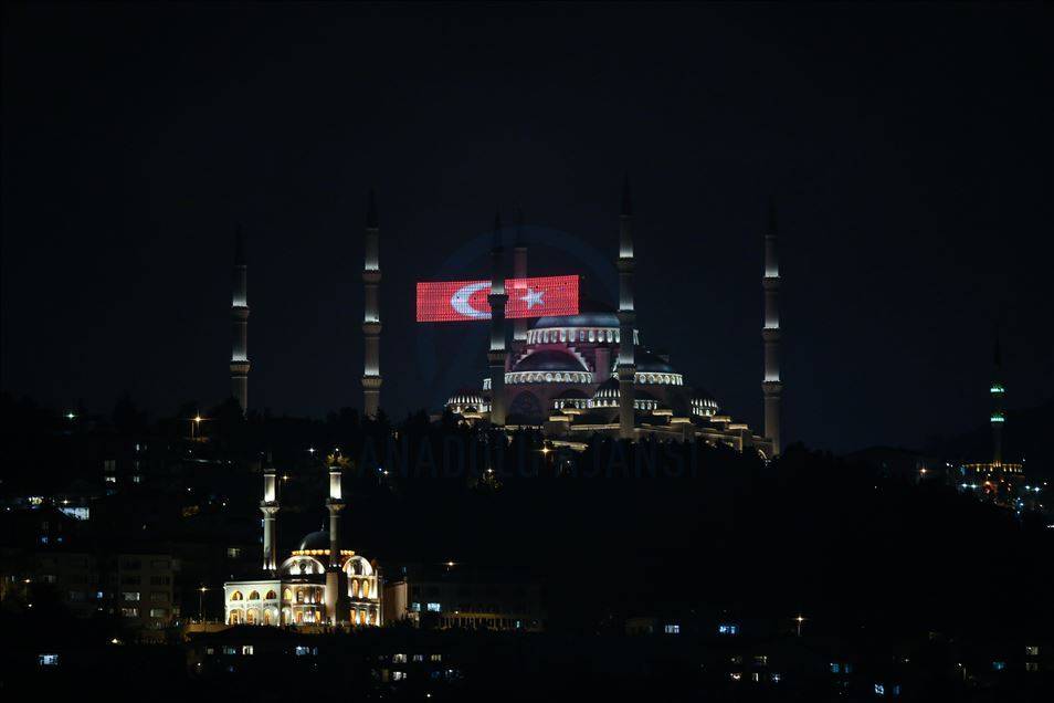 Mevlid Kandili’nde sevdiklerinize gönderebileceğiniz en anlamlı kandil mesajları 4